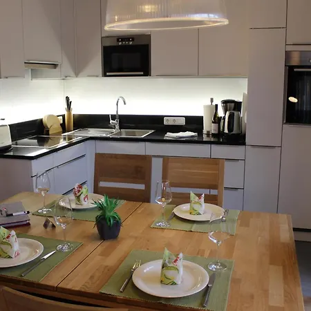 Jade Διαμέρισμα *