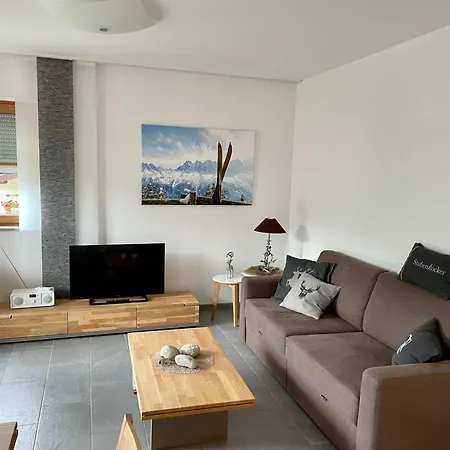 Jade Διαμέρισμα *